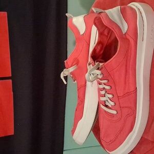 Cole Haan Grand Design pink/White Sneakers Size 10.5 Womens EUC!